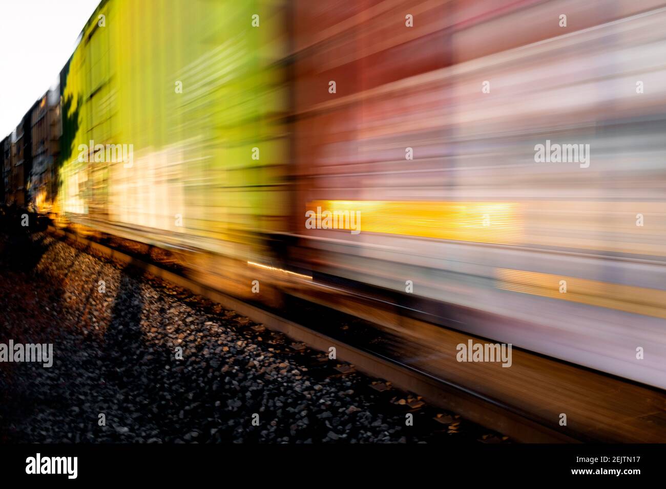 WA20105-00....WASHINGTON - Fast movibf freight train in Edmonds. Stock Photo