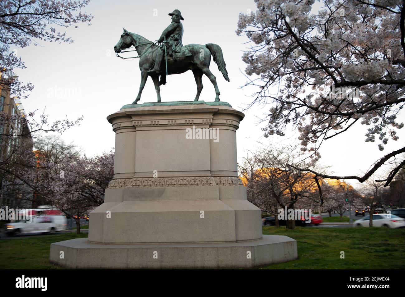 Scott circle hi-res stock photography and images - Alamy