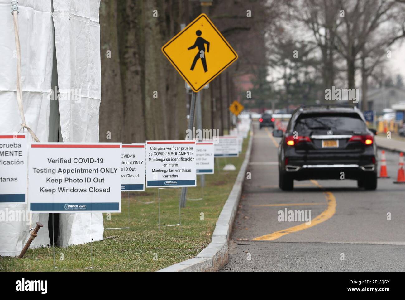 Mar 17, 2020; Valhalla, NY, USA; A car enters an area where tents are set up on the grounds of the Westchester Medical Center in Valhalla for Coronavirus testing by appointment only March 17, 2020. Mandatory Credit: Frank Becerra Jr./The Journal News via USA TODAY NETWORK/Sipa USA Stock Photo