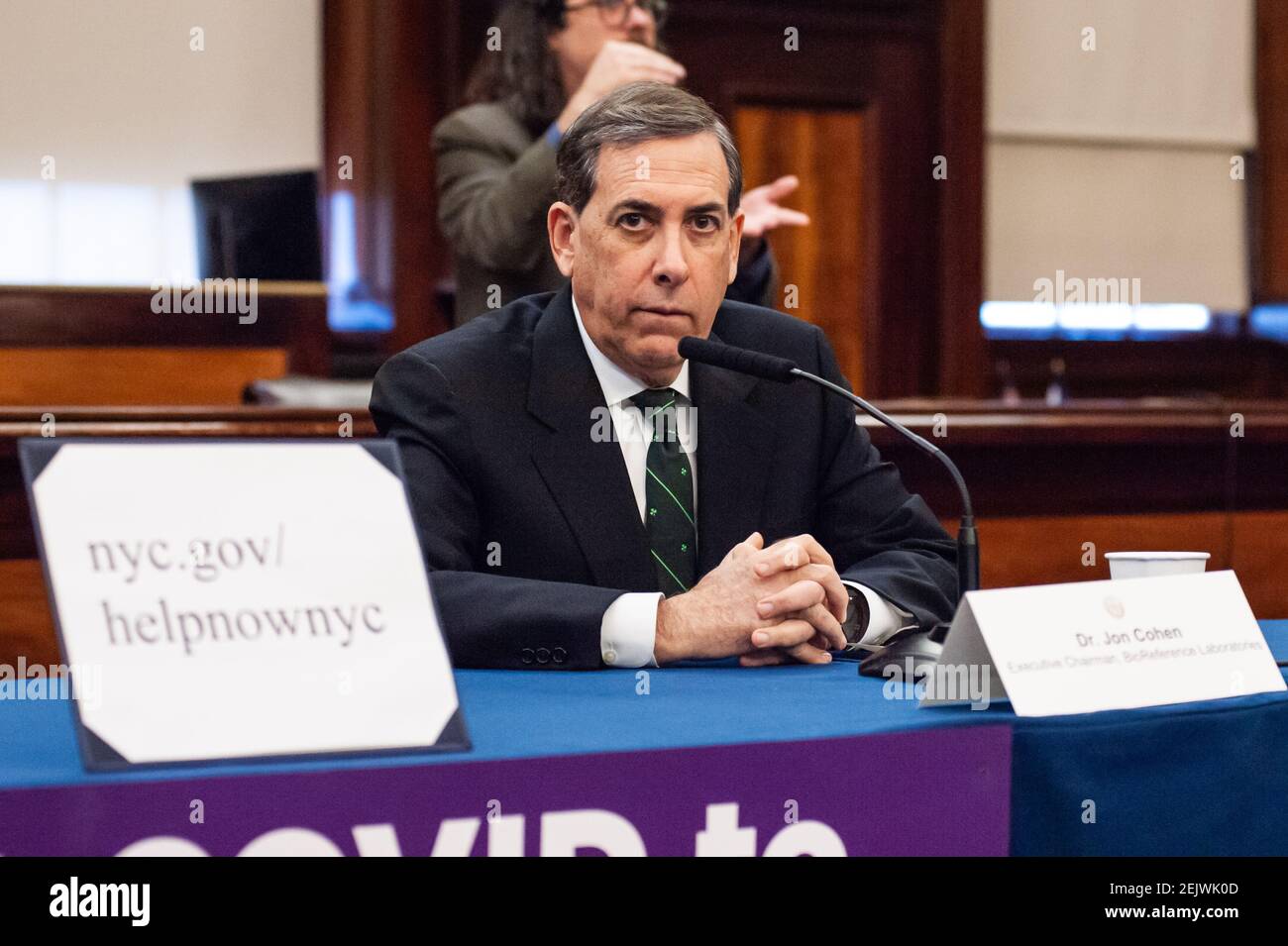 Dr jon cohen hires stock photography and images Alamy