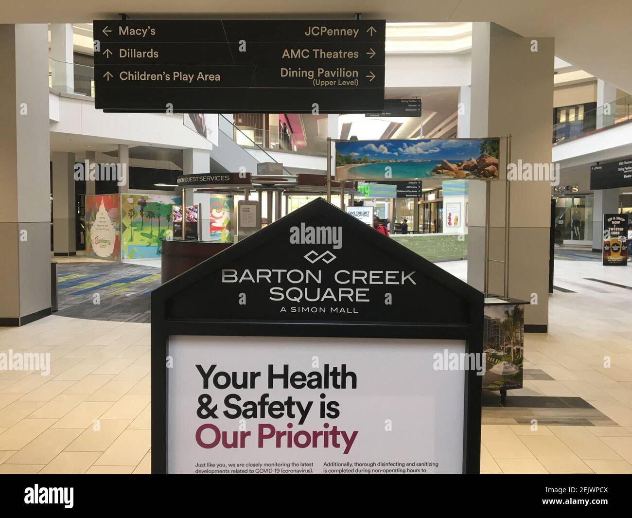March 18 Austin Tx Usa A Sign About The Coronavirus Is Posted At Barton Creek Square Mall On Wednesday March 18 Austinos Largest Shopping Mall Operator Said Wednesday That It