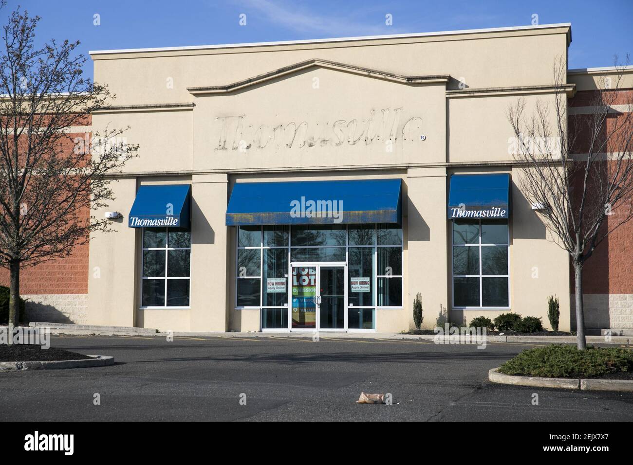 Thomasville furniture store near me deals