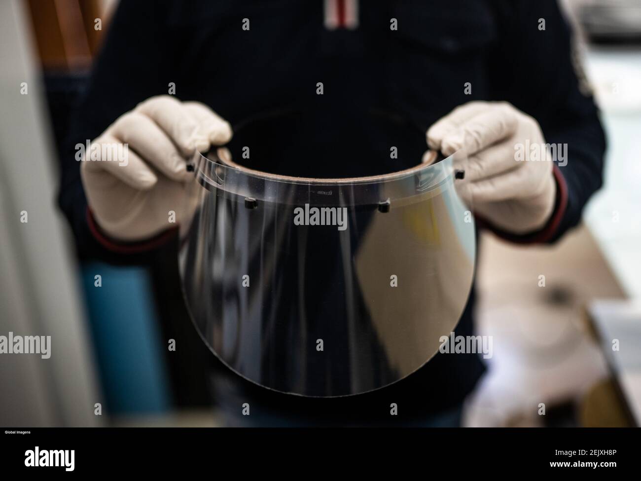 Braga 03 28 The Company Publicidade E Connosco Lda By Carlos Ferreira And Pedro Barbosa From The Media And Advertising Branch For Institutional Clients Developed Visors To Donate To Homes And Health