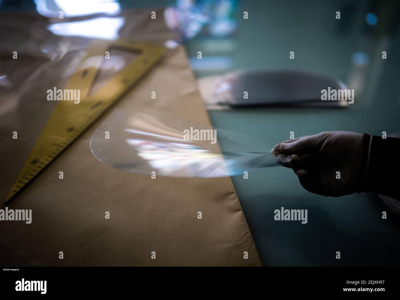 Braga 03 28 The Company Publicidade E Connosco Lda By Carlos Ferreira And Pedro Barbosa From The Media And Advertising Branch For Institutional Clients Developed Visors To Donate To Homes And Health