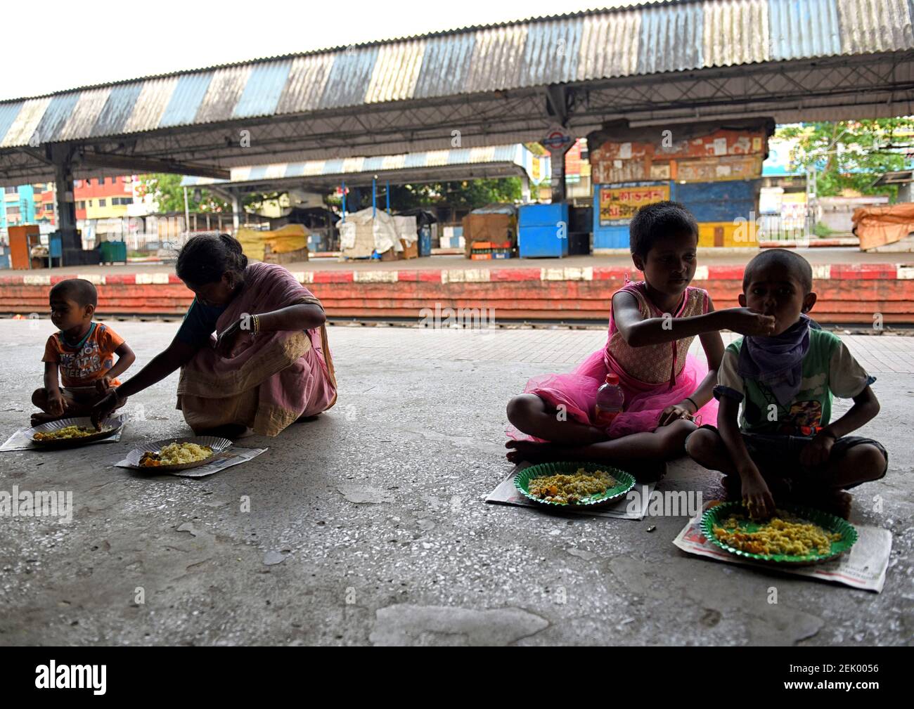 Homeless Kids Seen Taking Their Lunch At The Railway Station During The Lockdown Period India Running Through A Nationwide Lockdown From 24th March Which Is Further Extended Upto 3rd May Due