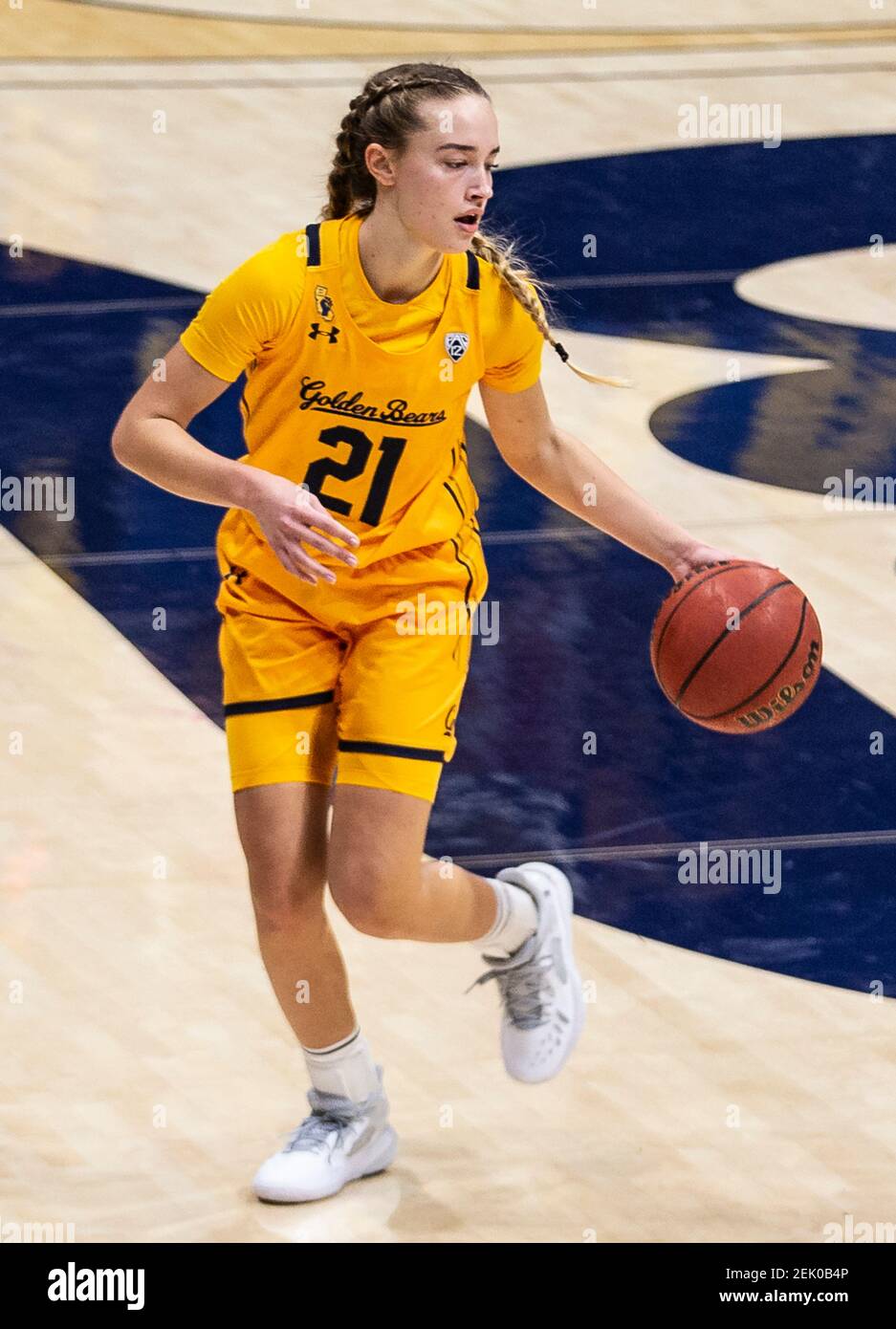 Berkeley, CA U.S. 21st Feb, 2021. A. California guard Mia Mastrov (21)  looks to pass the ball during the NCAA Women's Basketball game between  Arizona State Sun Devils and the California Golden