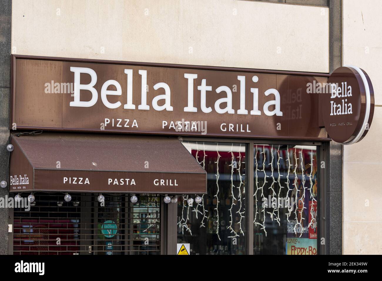Bella Italia restaurant company seen at the Strand, London. The owner of the Bella Italia and Café Rouge restaurant chains has said it is considering administration as the coronavirus crisis pushes the struggling business near to collapse, putting 6,000 jobs at risk. (Photo by Dave Rushen / SOPA Images/Sipa USA)  Stock Photo