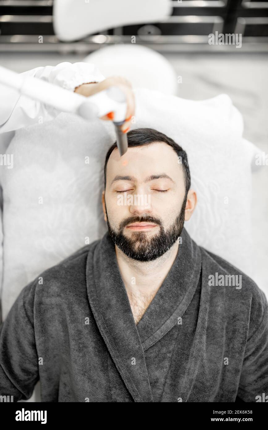 Man beauty skin smile hi-res stock photography and images - Alamy