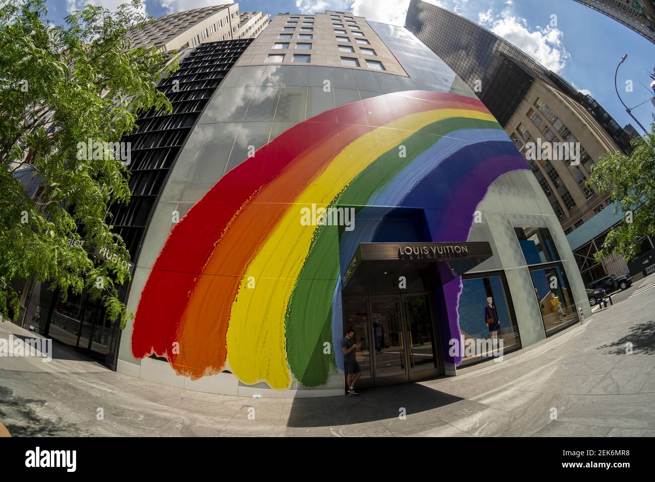 The Louis Vuitton store on Fifth Avenue in New York, seen on Sunday, June  21, 2020. decorated for the Gay Pride. (Photo by Richard B. Levine Stock  Photo - Alamy