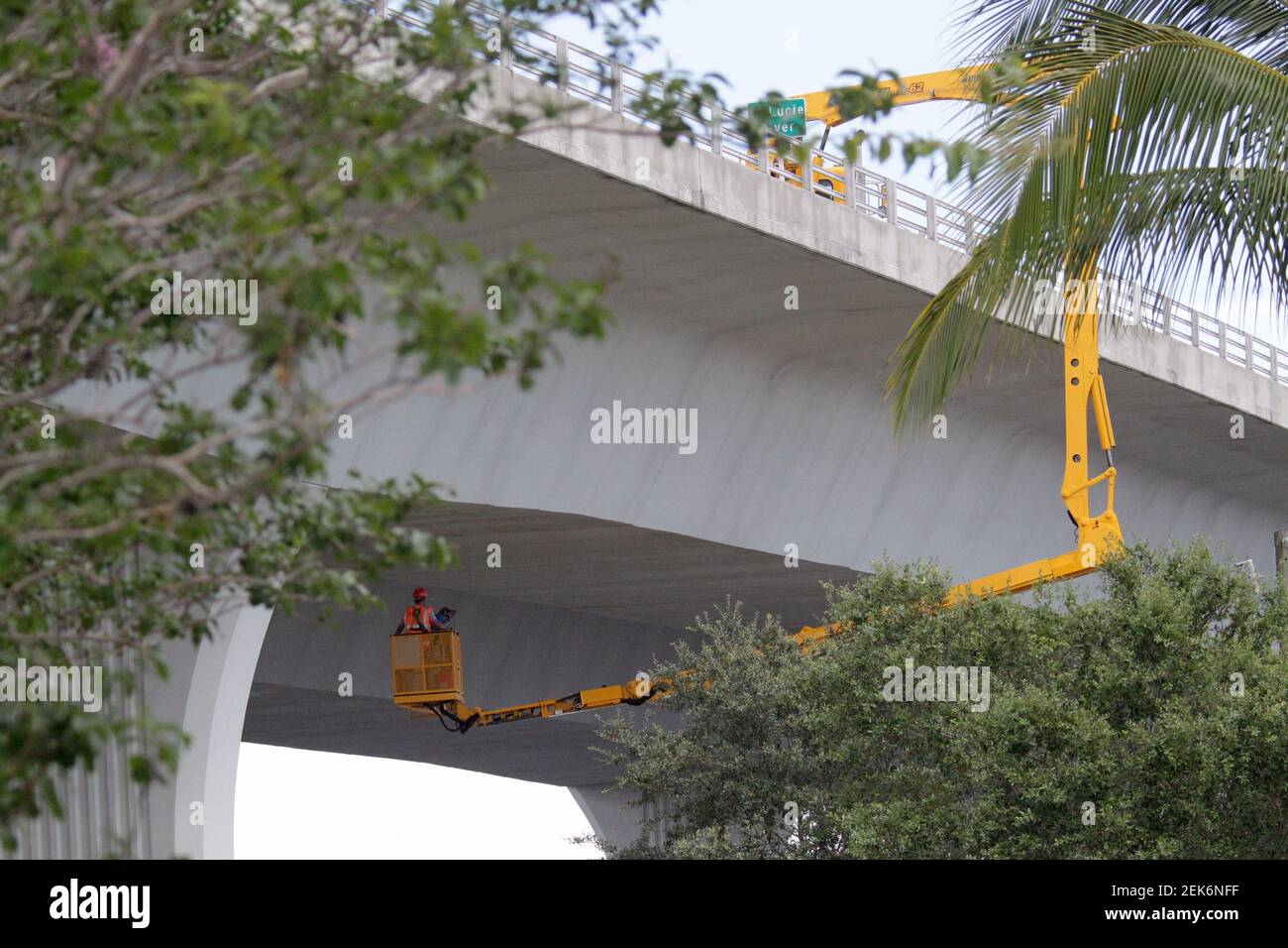 Inspections of the Roosevelt Bridge continue Monday, June 22, 2020, in Stuart. The six-lane, 23-year old bridge closed Wednesday after a crack and falling concrete were discovered Tuesday evening. Tcn Monday Bridge 2 (Photo by ERIC HASERT/TCPALM/USA Today Network/Sipa USA) Stock Photo