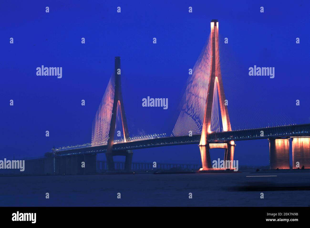 FileUndated photo aerial view of Hutong Yangtze River Bridge, a