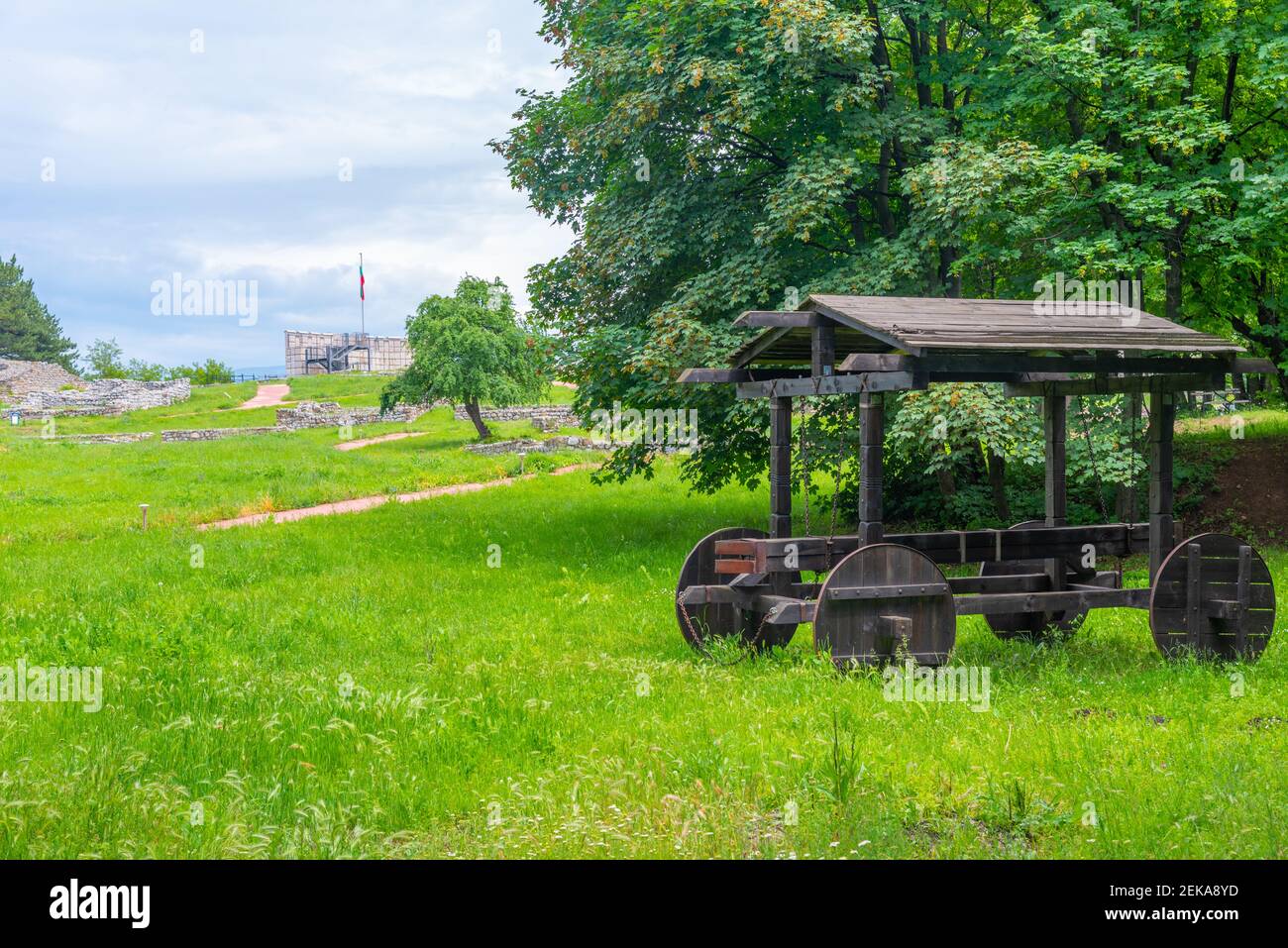Ruins of Krakra fortress in Bulgarian town Pernik Stock Photo - Alamy