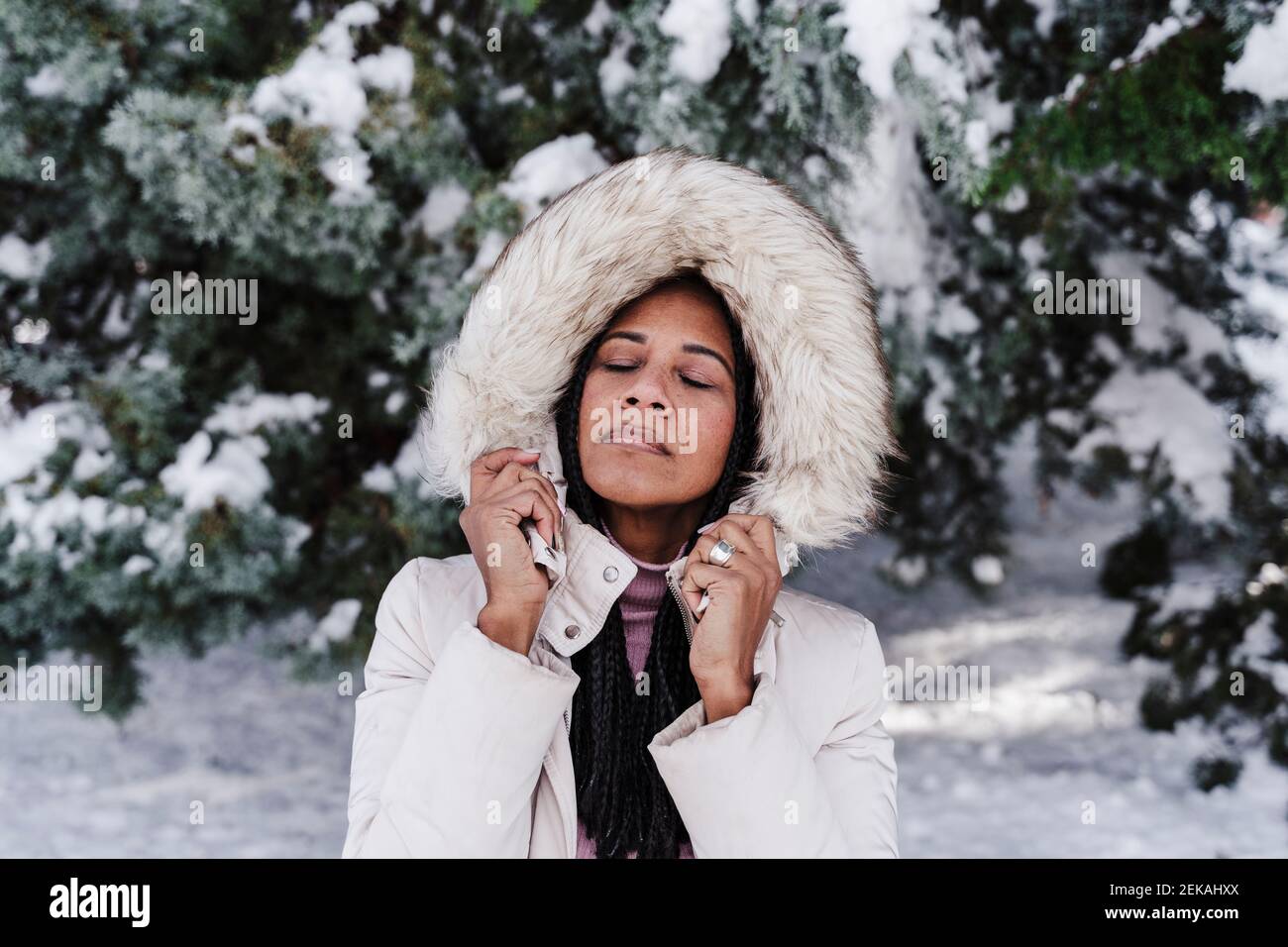 Mature woman winter coat hi-res stock photography and images - Alamy