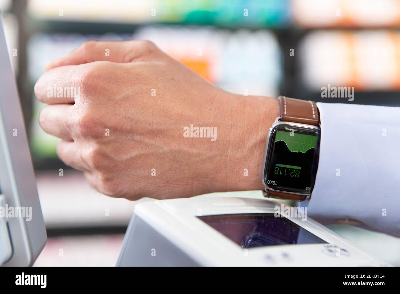 smart watches with contactless payment