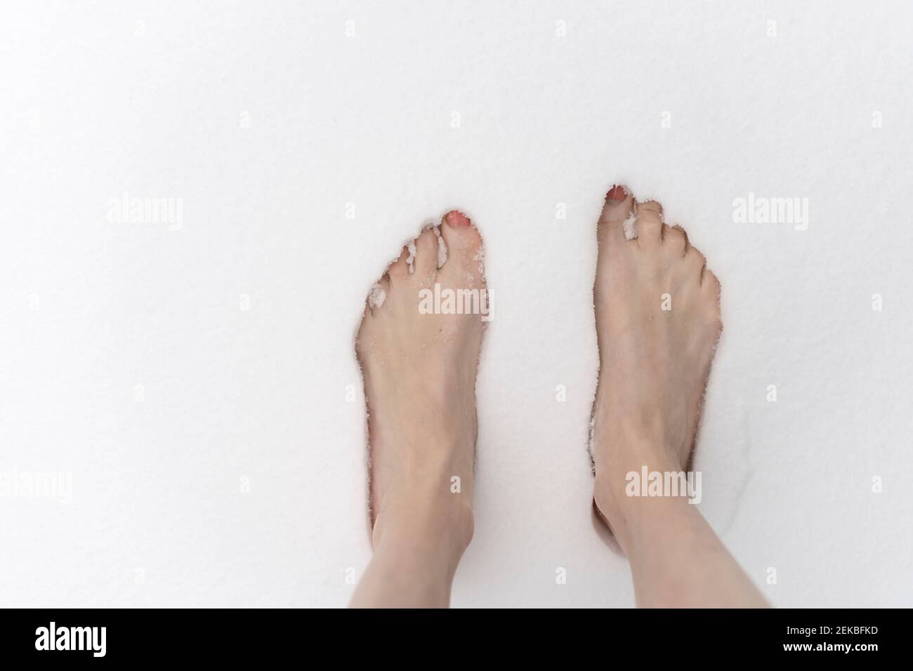 Barefoot snow hi-res stock photography and images - Alamy