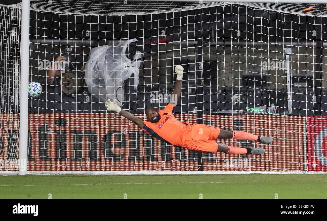 LAFC goalkeeper Vermeer leaps but can't stop a penalty kick