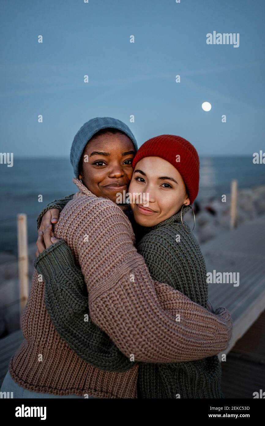 Two Friends Inseparable Two friends love each other hi-res stock photography and images - Alamy