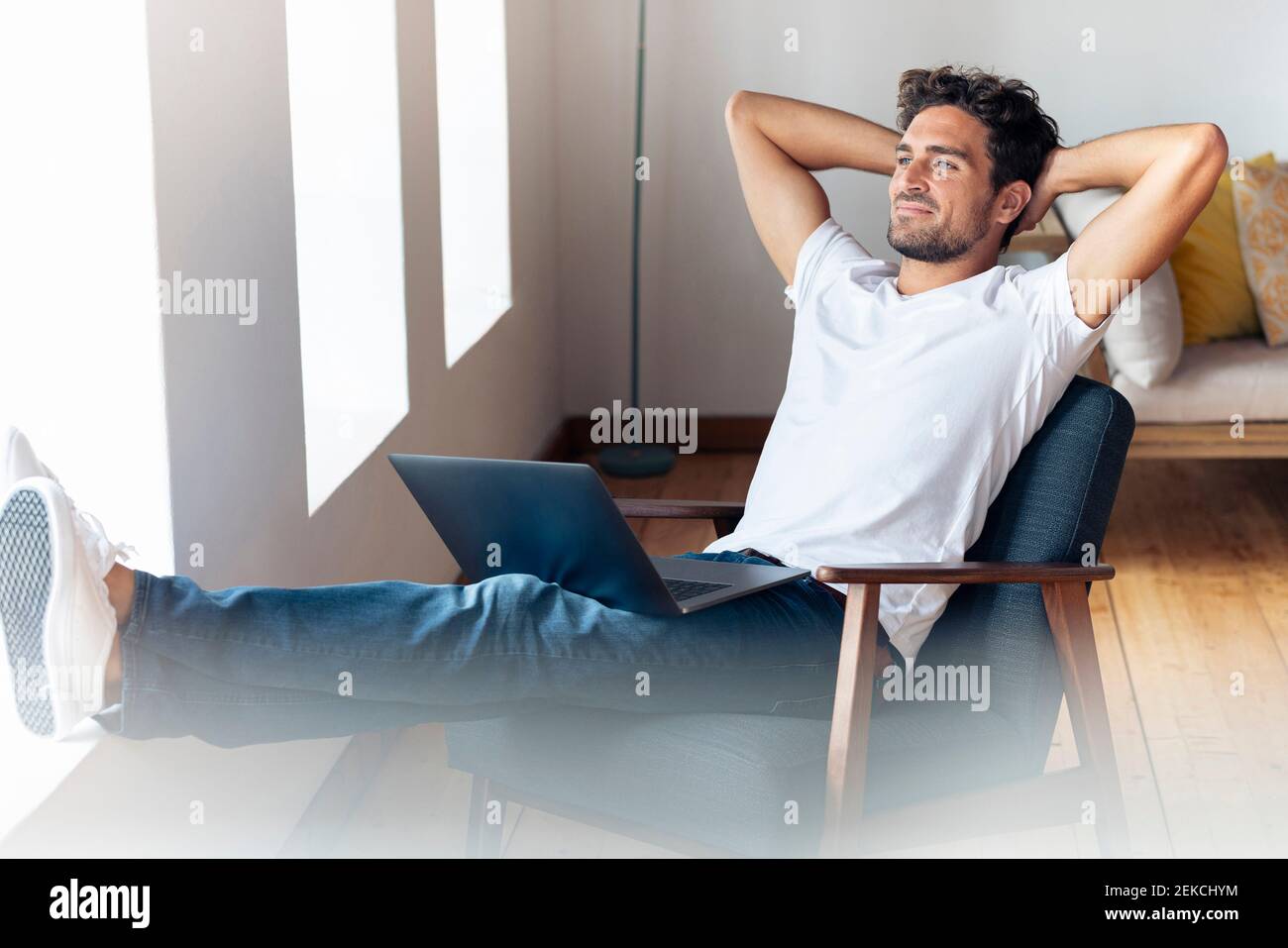 pillow behind back while sitting