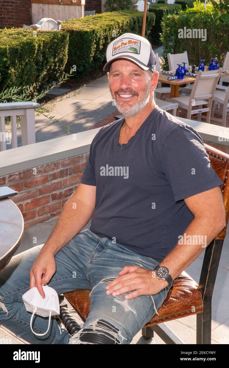 Wayne interviews Roy Liebenthal at Baron's Cove in Sag Harbor, NY on August 9, 2020