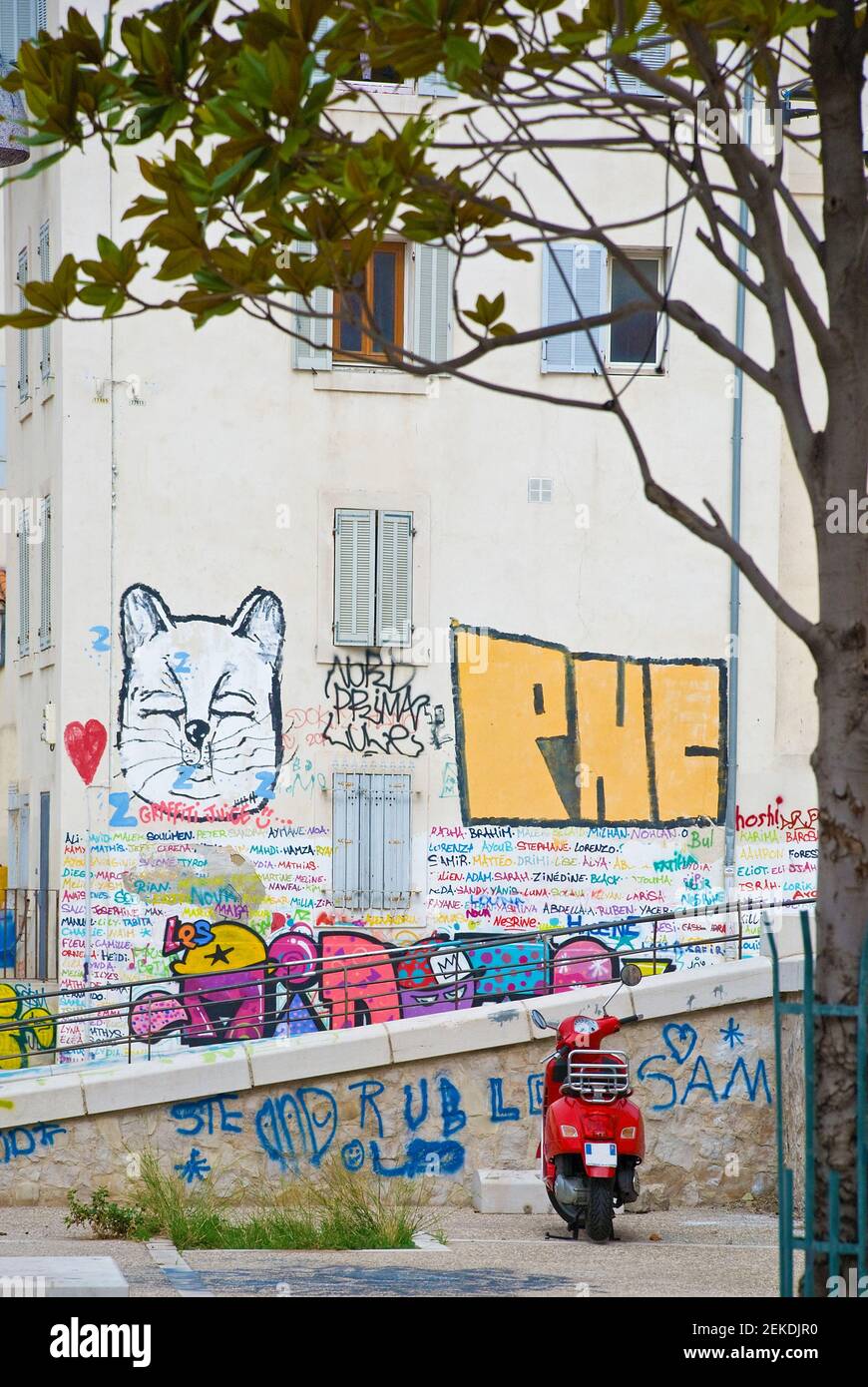 Graffiti urban street art with cat motif in Marseille Stock Photo
