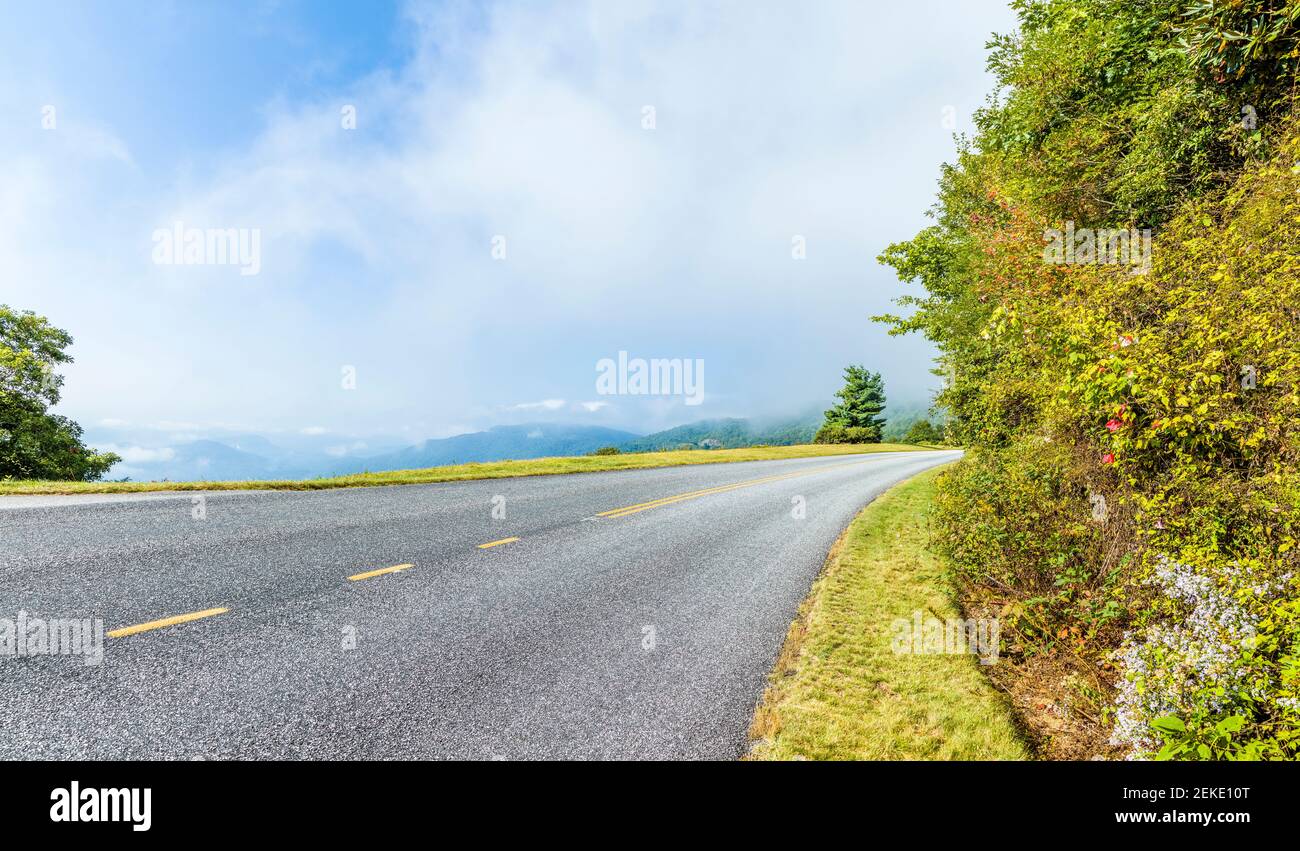 Road in mountains, Blue Ridge Parkway, North Carolina, USA Stock Photo