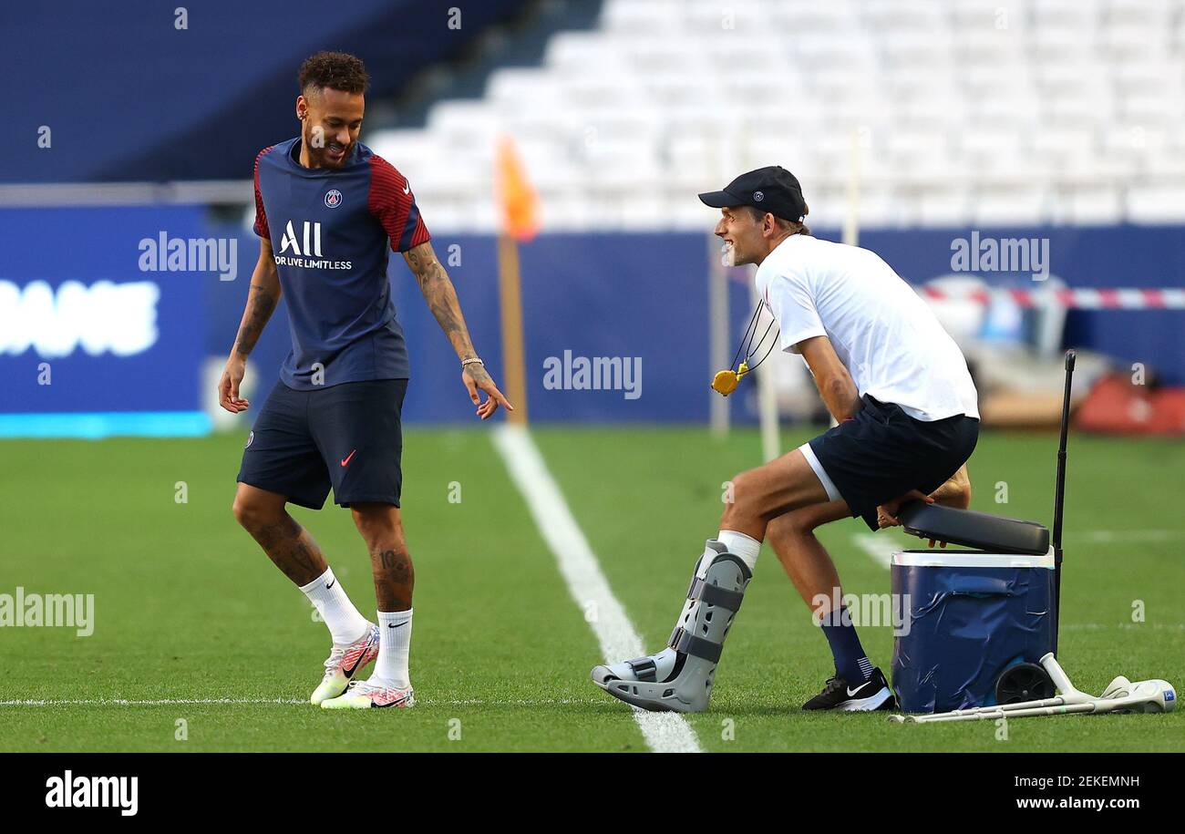 Thomas Tuchel Training Hi Res Stock Photography And Images Alamy