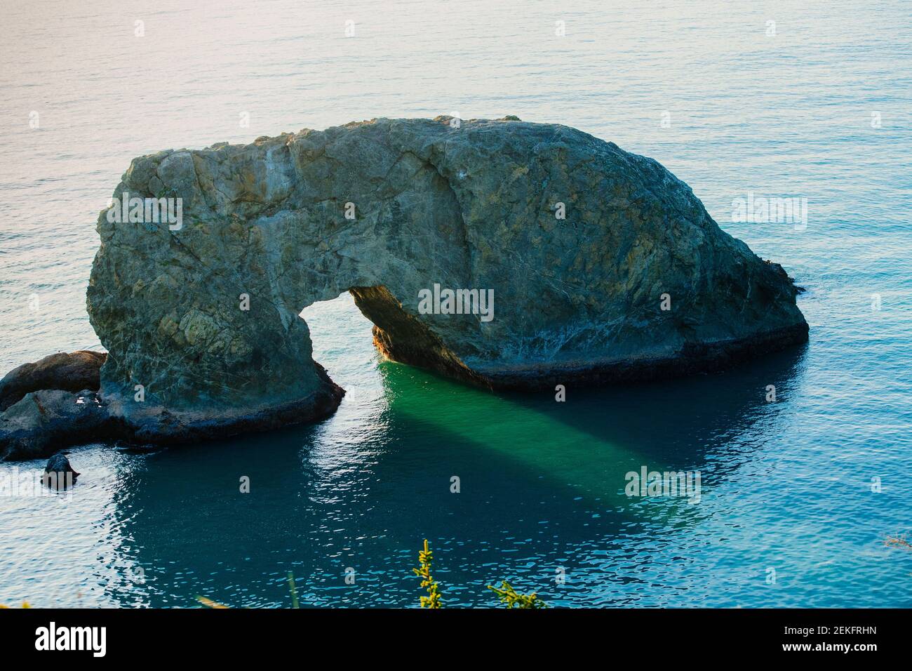 Arch rock formation in sea, Samuel H. Boardman State Park, Brookings, Oregon, USA Stock Photo