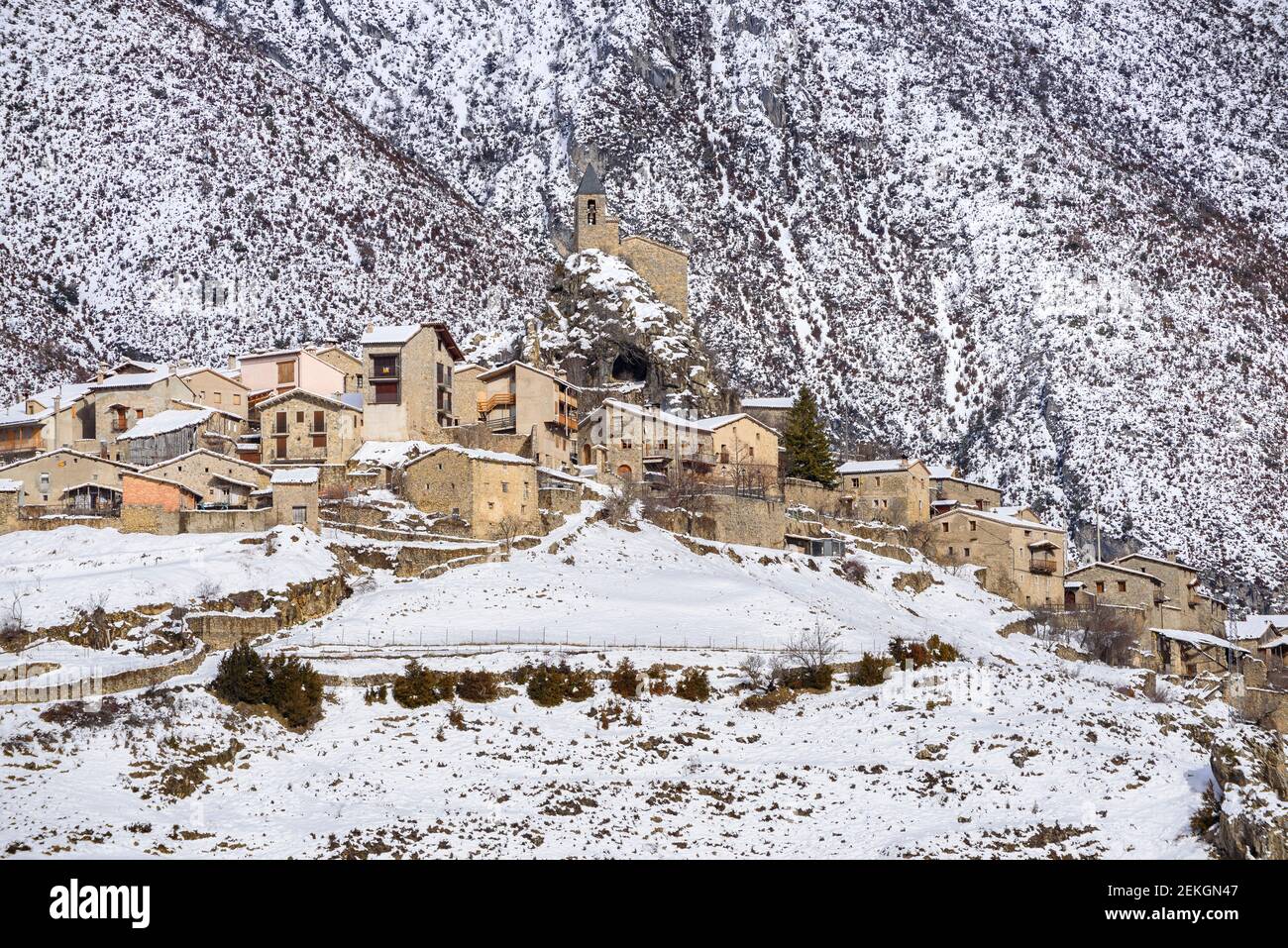 The town of Josa de Cadí, after a snowfall (Alt Urgell, Catalonia, Spain, Pyrenees) ESP: El pueblo de Josa de Cadí, tras una nevada (Alt Urgell) Stock Photo