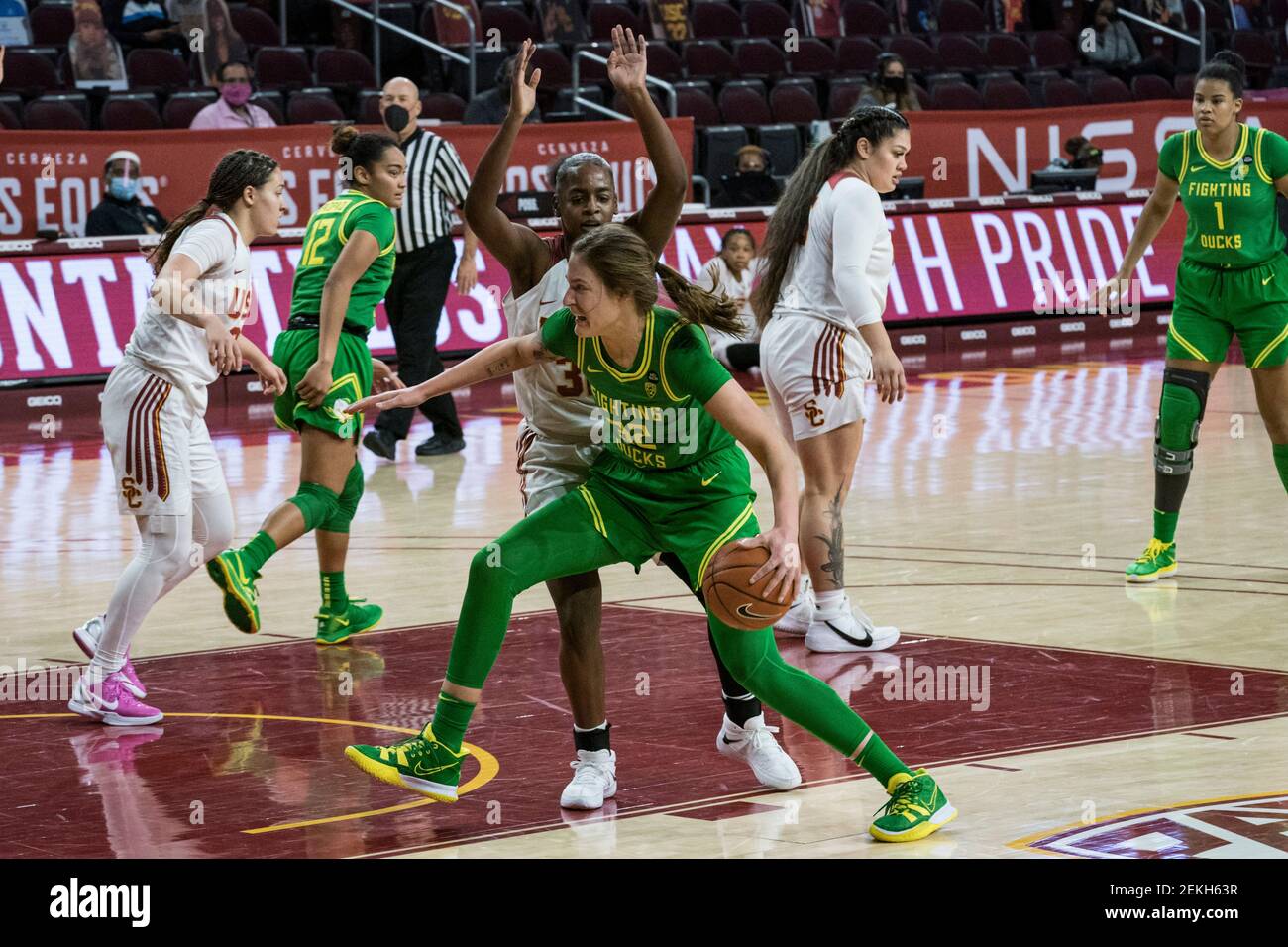 Los Angeles United States 21st Feb 21 Oregon Ducks Forward Sedona Prince 32 Looks To Attack Southern California Trojans Forward Jordyn Jenkins 32 During An Ncaa Women S Basketball Game Friday Feb 19 Los Angeles United States 21st Feb 21 Oregon Ducks Forward Sedona Prince 32 Looks To Attack Southern California Trojans Forward Jordyn Jenkins 32 During An Ncaa Women S Basketball Game Friday Feb 19