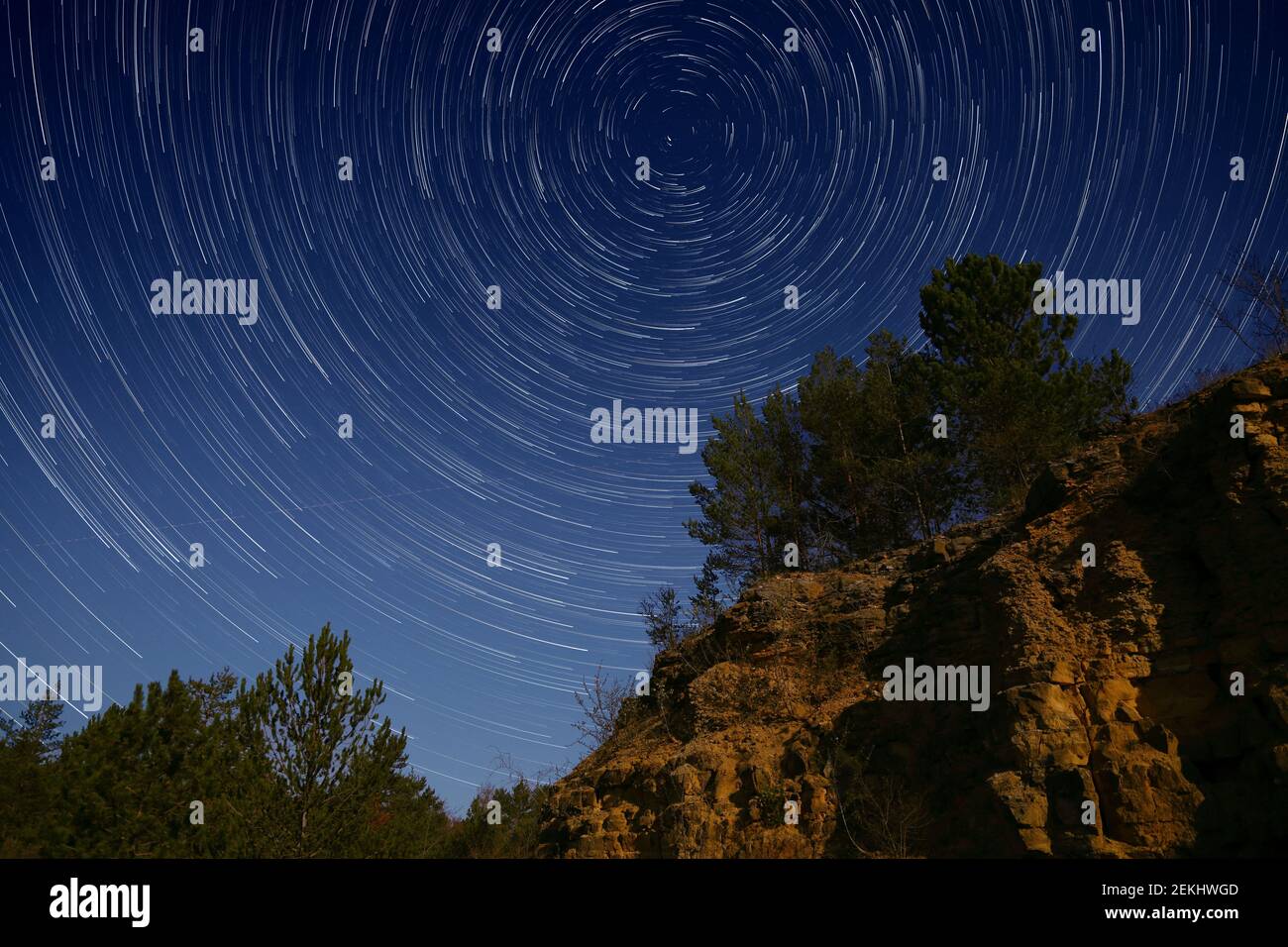Night sky with star trails hi-res stock photography and images - Alamy