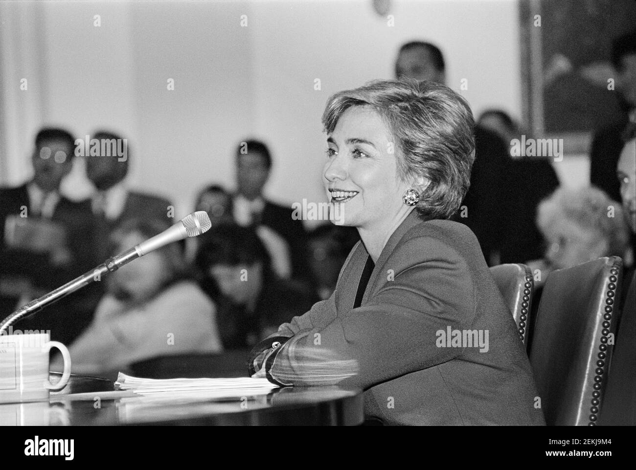 U.S. First Lady Hillary Clinton during her Presentation at Congressional Hearing on Healthcare Reform, Washington, D.C., USA, Maureen Keating, September 1993 Stock Photo