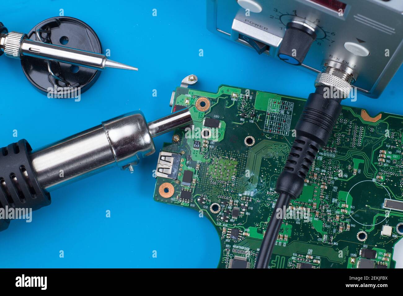 Soldering gun hi-res stock photography and images - Alamy