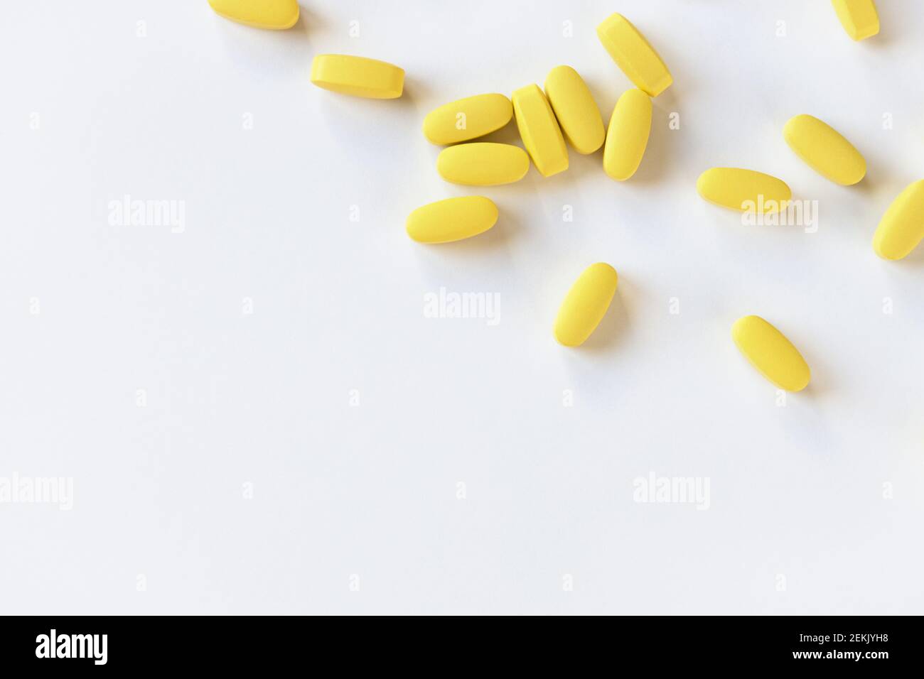 202 yellow hi-res stock photography and images - Page 3 - Alamy