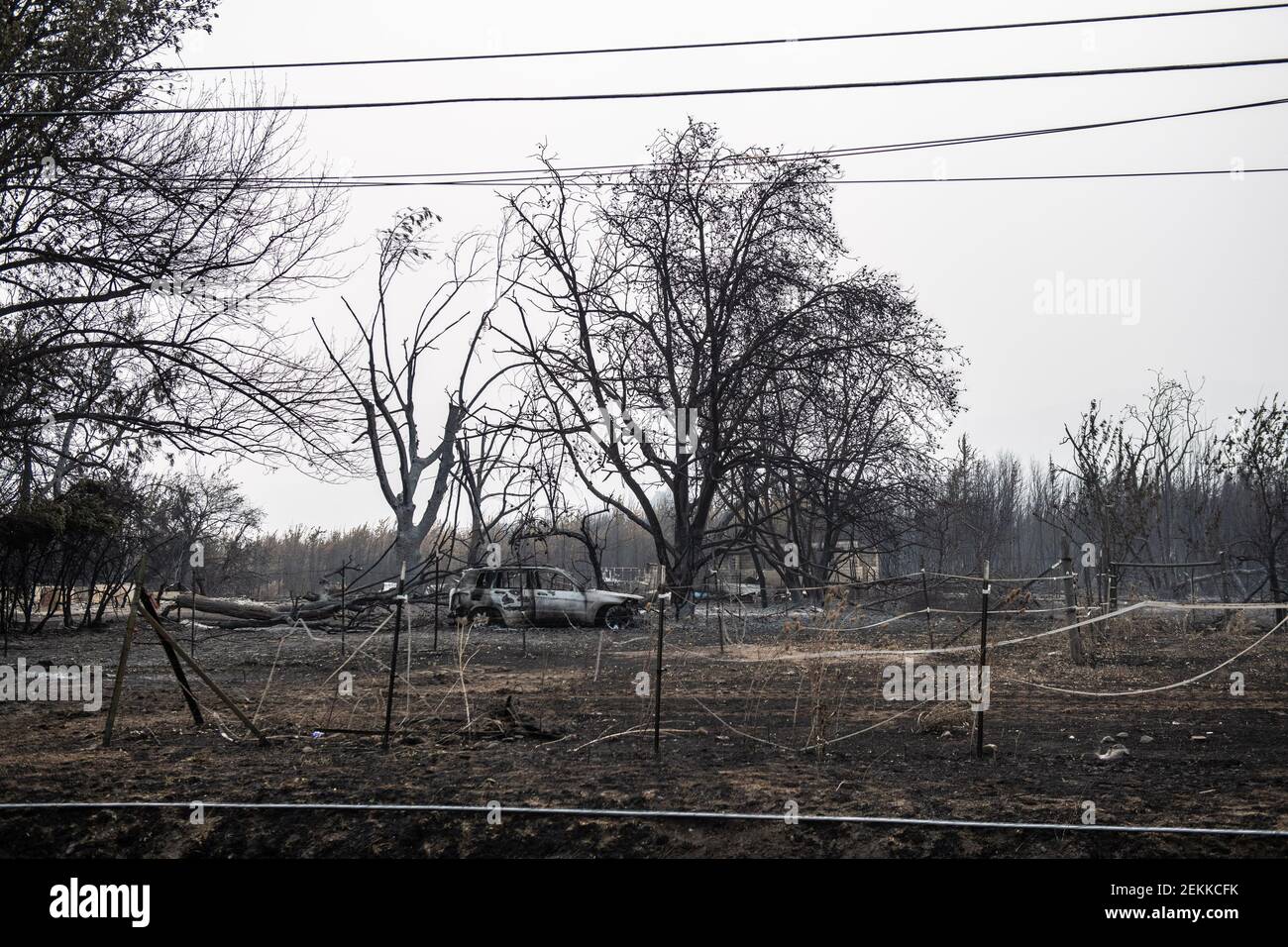 PHOENIX, ORE - SEPTEMBER 18, 2020: A general view of the aftermath of the Almeda Fire. The town of Phoenix, Oregon, showing the burned out homes, cars and rubble left behind. In Phoenix, about 20 miles north of the California border, homes were charred beyond recognition. Across the western US, at least 87 wildfires are burning, according to the National Interagency Fire Center. They've torched more than 4.7 million acres -- more than six times the area of Rhode Island. Credit: Chris Tuite/imageSPACE/Sipa USA Stock Photo
