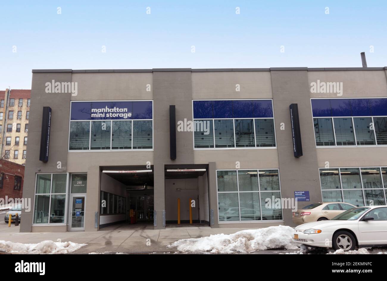 manhattan mini storage location on Dyckman Street in the Inwood section