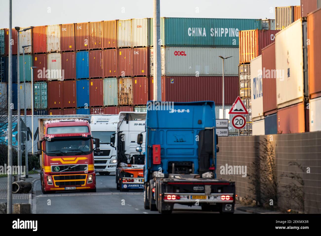 Port of Duisburg Ruhrort, container handling at DeCeTe, Duisburg ...