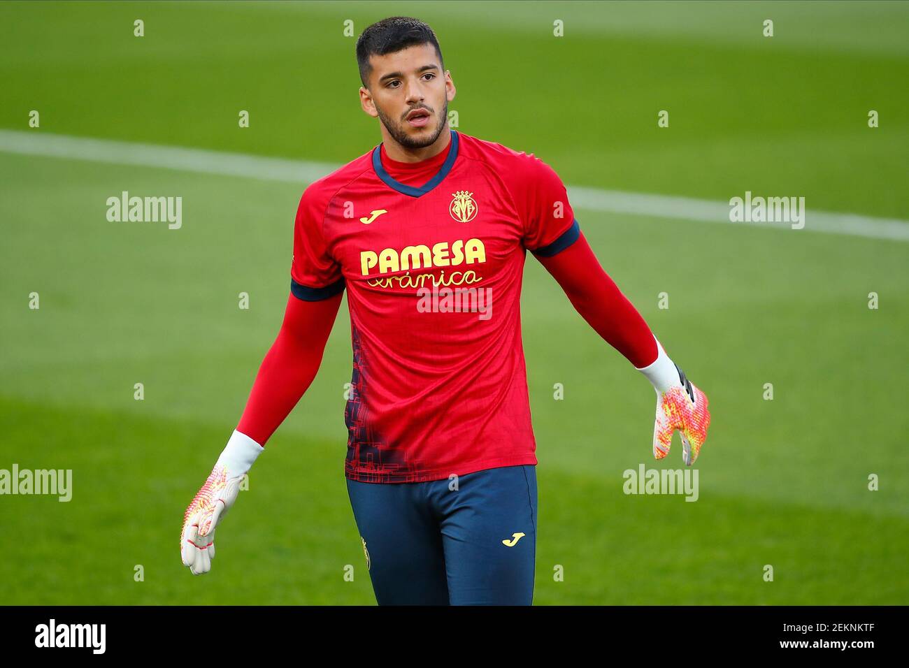 Geronimo Rulli of Villarreal CF during the La Liga match between ...