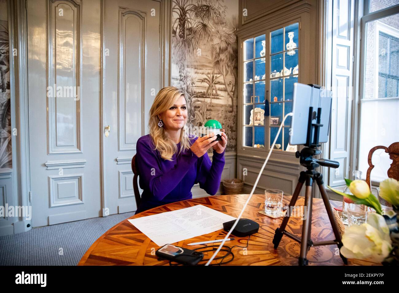 Queen Maxima of the Netherlands virtually hands over the annual report ...