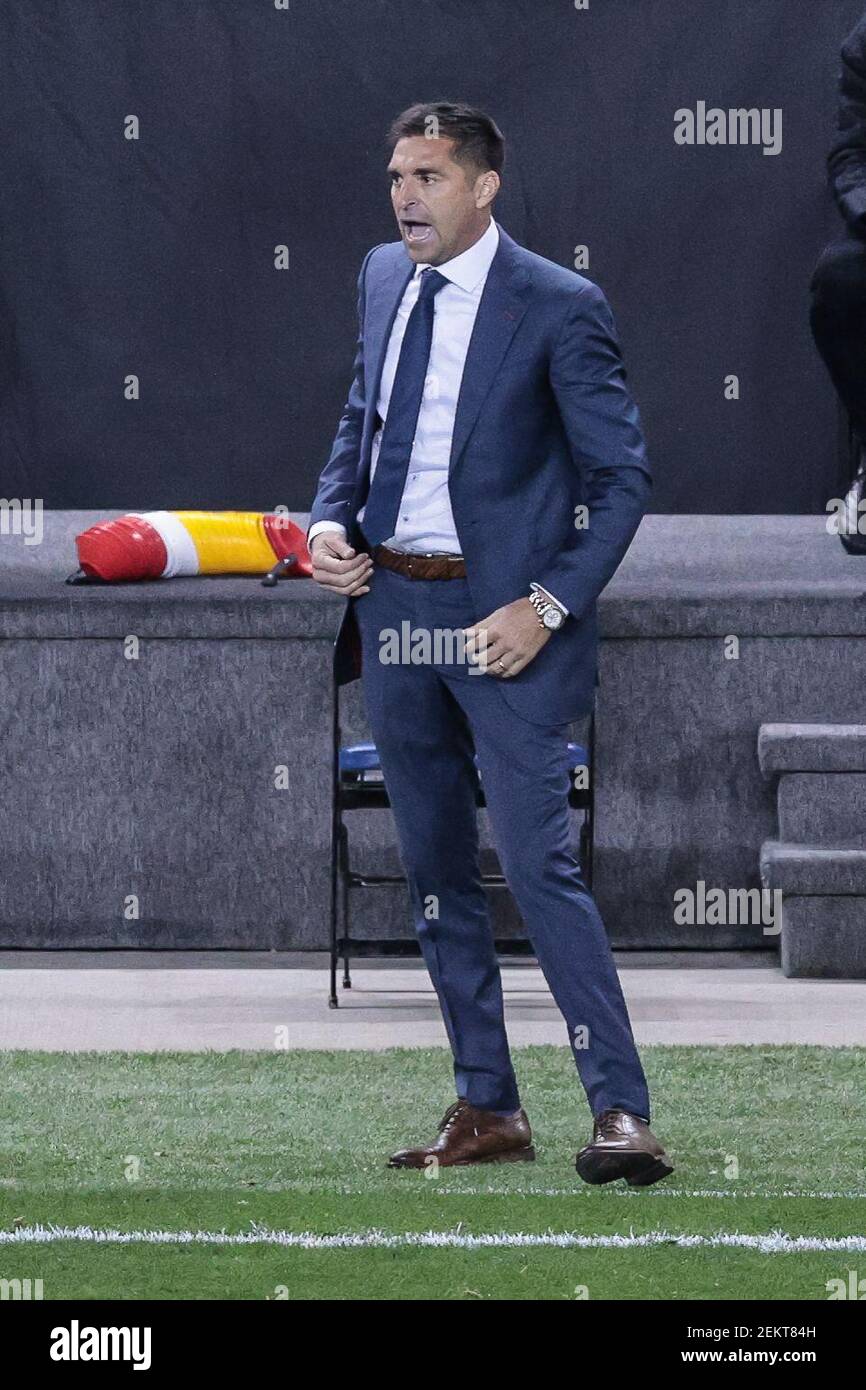 Oct 17 Harrison New Jersey Usa Inter Miami Head Coach Diego Alonso Reacts During The Second Half Against The Montreal Impact At Red Bull Arena Mandatory Credit Vincent Carchietta Usa Today Sports Sipa