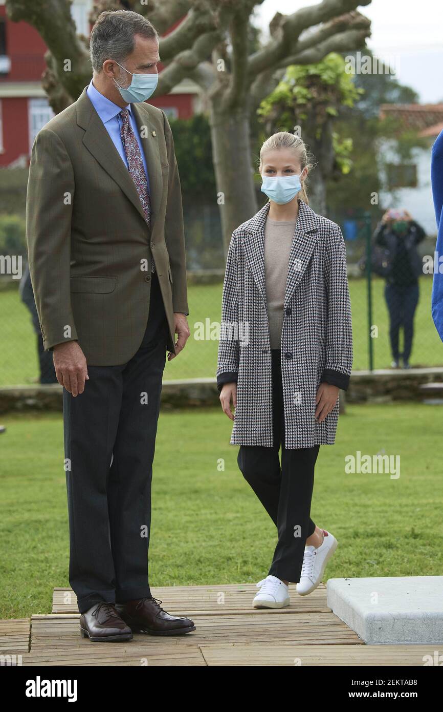 17 10 Spain Queen Letizia And Princess Leonor And Princess Sofia And King Felipe Visited The Winner Of The Exemplary Town Of The Asturias Award The Village Of Somao Photo By Thorton Ppe Sipa Usa 17 10 Spain Queen Letizia And Princess Leonor And Princess Sofia And King Felipe Visited The Winner Of The Exemplary Town Of The Asturias Award The Village Of Somao Photo By Thorton Ppe Sipa Usa