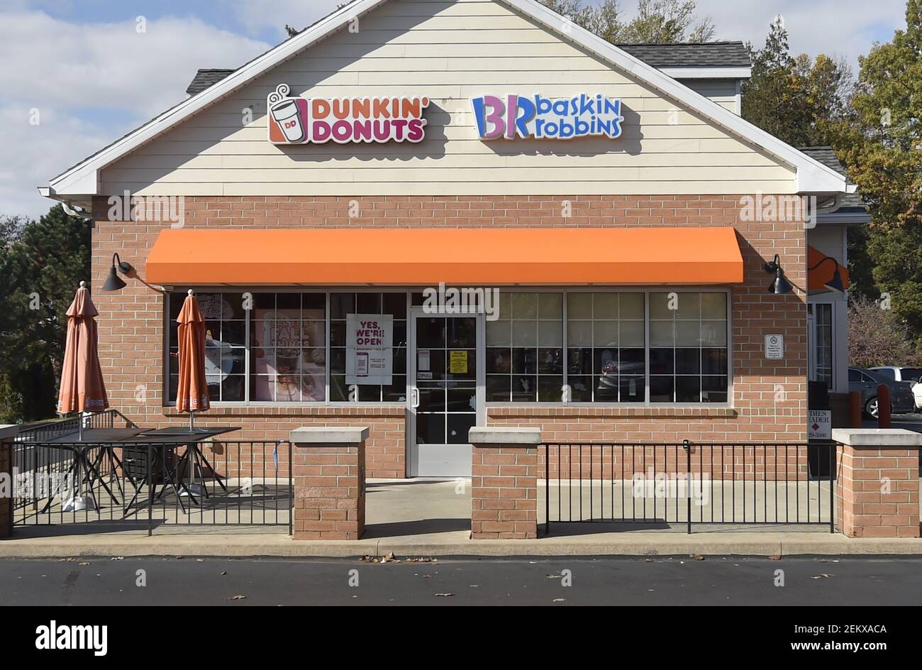 Dunkin' Donuts store in Kingston. Dunkin Donuts / Baskin Robbins has