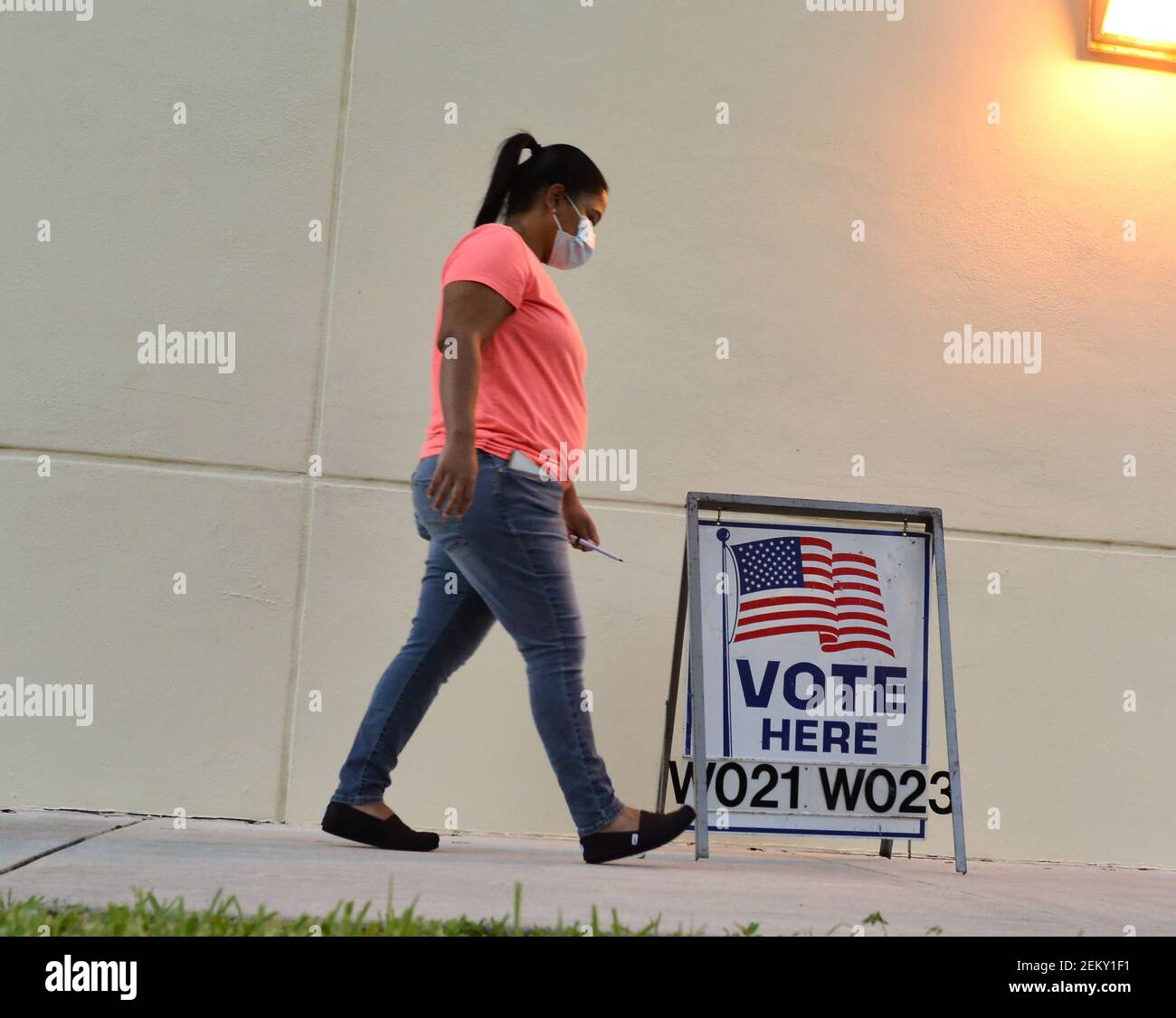 Voters head to the polls to cast their ballots on election day on November 3, 2020 in Broward County, Miramar, Florida. Americans are voting on Election Day to choose between re-electing Donald J. Trump or electing Joe Biden as the 46th President of the United States to serve for a second term from 2021 through 2024. (Photo by JL/Sipa USA) Stock Photo