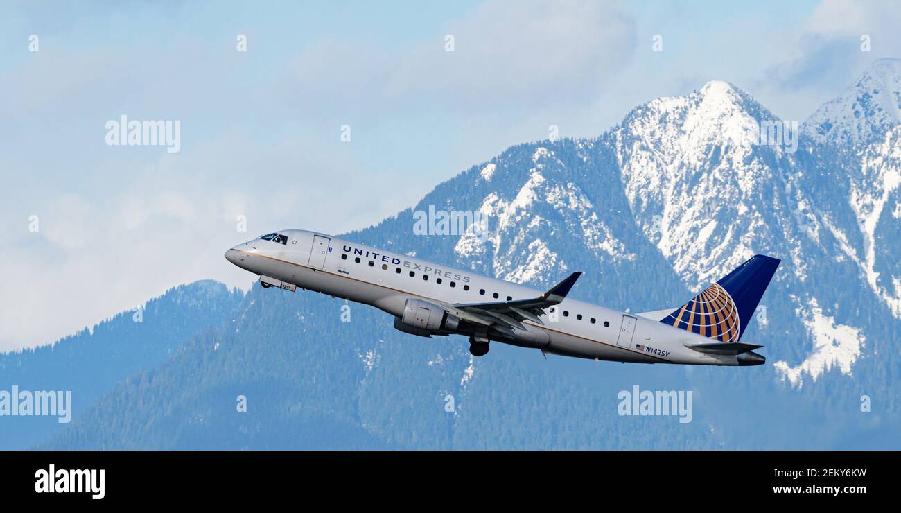 Embraer E175lr High Resolution Stock Photography and Images - Alamy