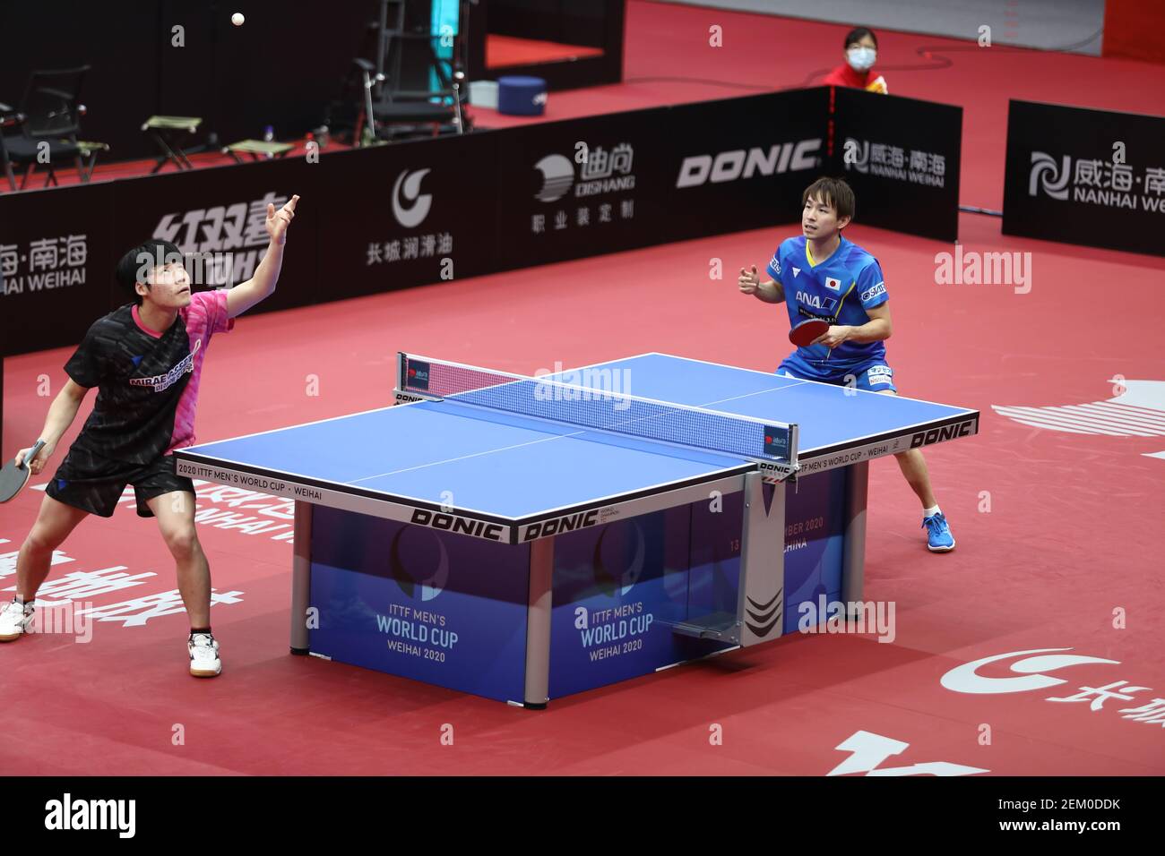 The 2020 International Table Tennis Federation (ITTF) men's World Cup is  held at the Olympic Center in Nanhai New Area of Weihai City, East China's  Shandong Province, November 14, 2020. NIWA Koki
