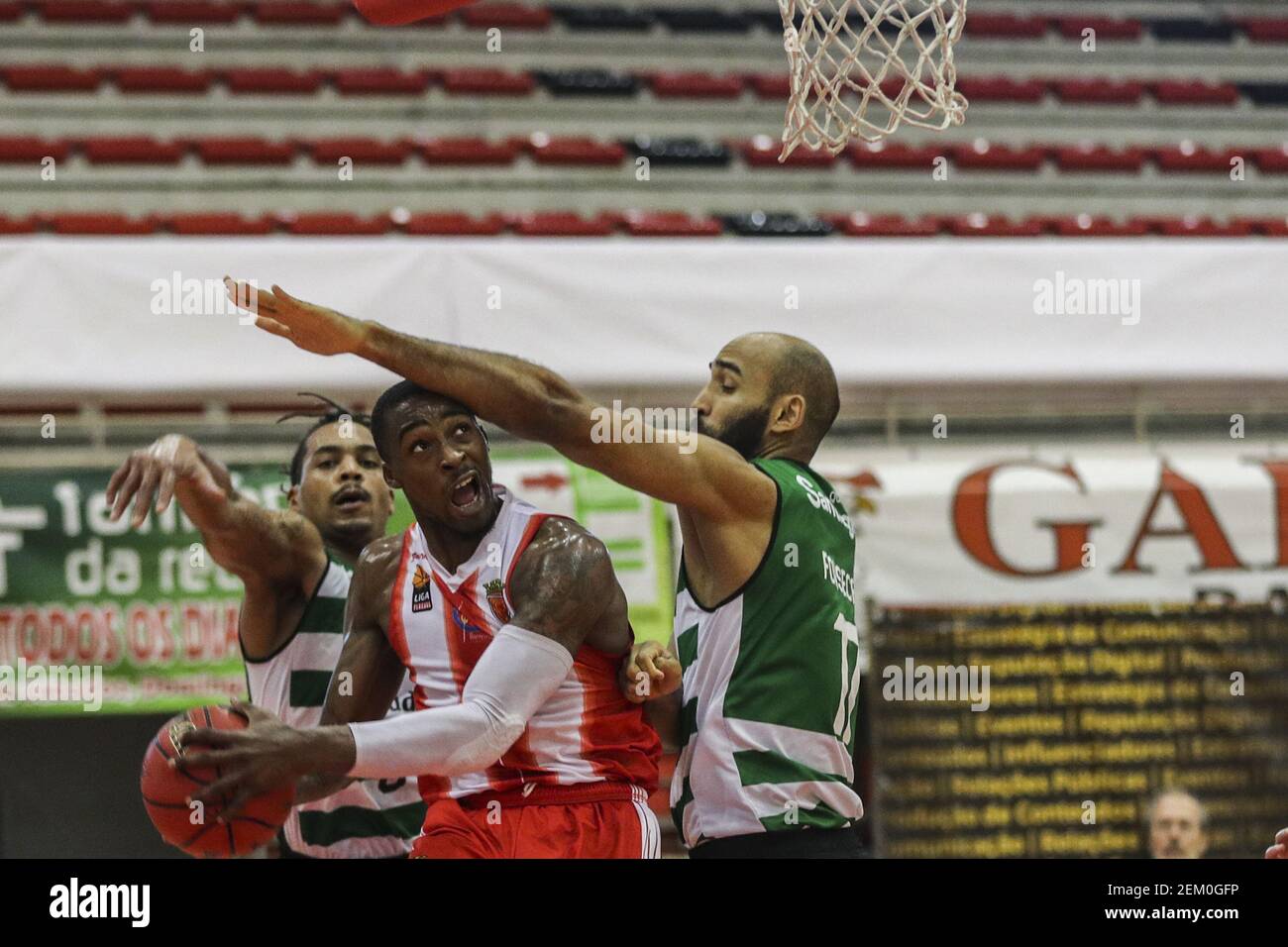 Barreiro, 02/28/2020 - This morning Barreirense received Sporting CP at the  Professor Luís de Carvalho Municipal Pavilion in Barreiro, in a game  counting for the 2019/20 National Basketball Championship. Richaud Gittens,  Claudio