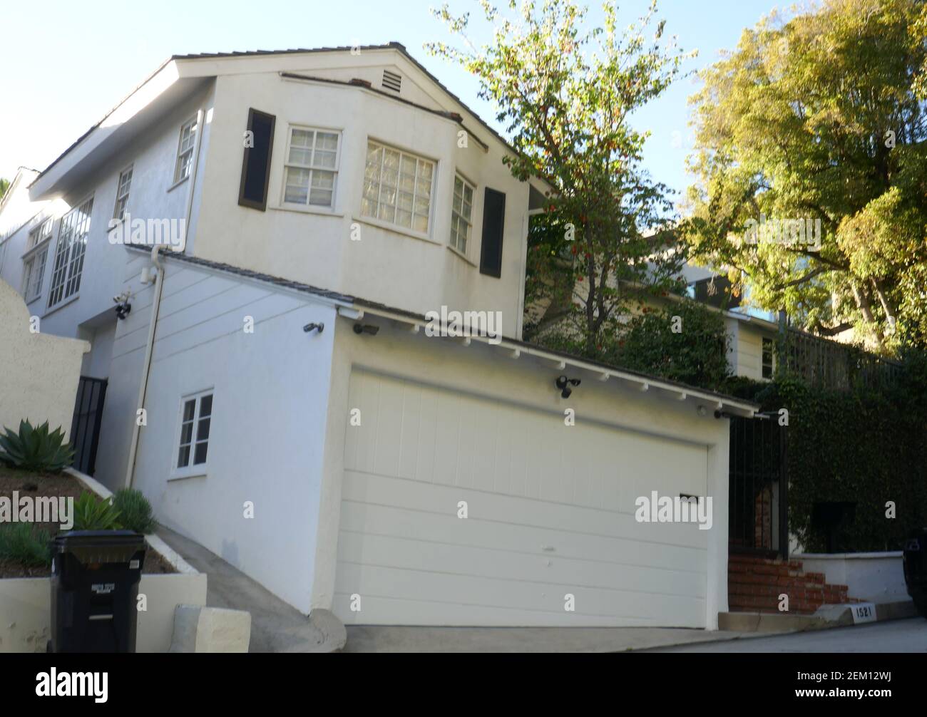 Beverly Hills, California, USA 23rd February 2021 A general view of atmosphere of actor Jim Backus's former home/house at 1521 Lindacrest Drive on February 23, 2021 in Beverly Hills, California, USA. Photo by Barry King/Alamy Stock Photo Stock Photo