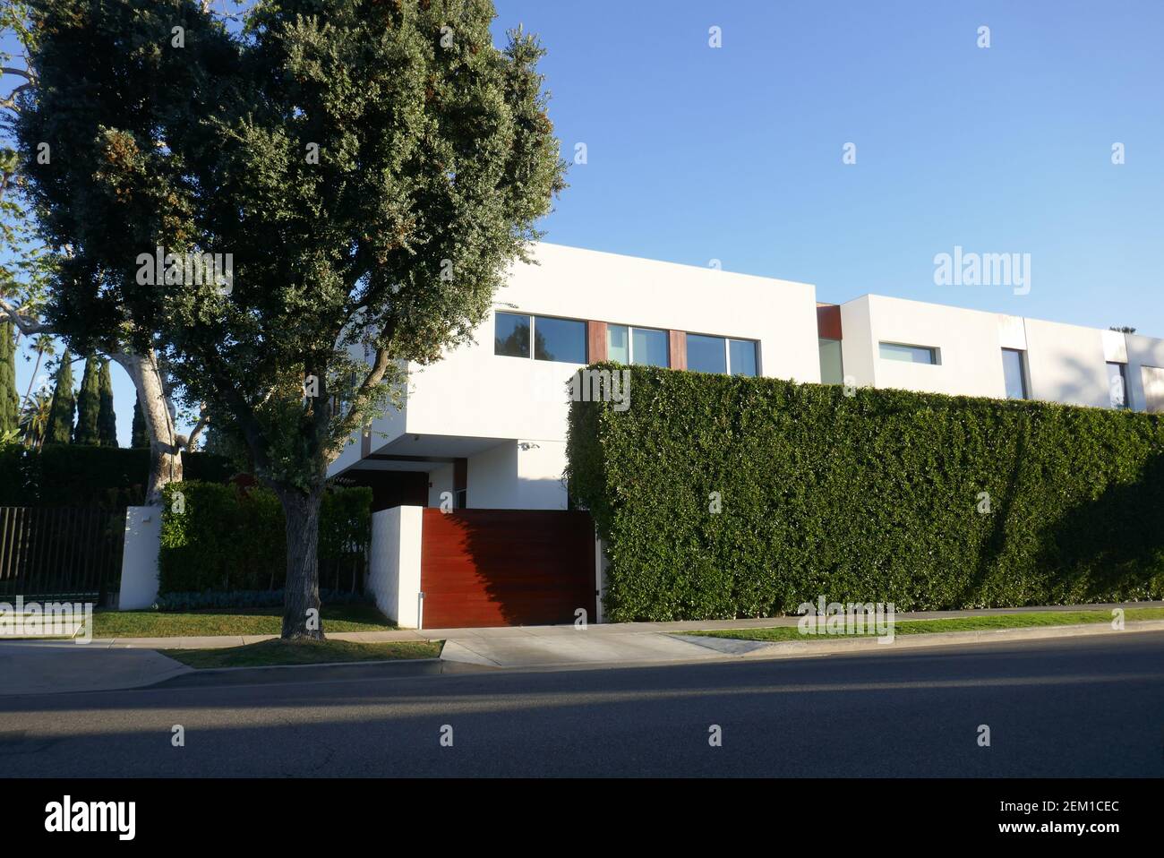 Beverly Hills, California, USA 23rd February 2021 A general view of atmosphere of actor Bert Lahr, the Cowardly Lion in The Wizard of Oz, former home/house on February 23, 2021 in Beverly Hills, California, USA. Photo by Barry King/Alamy Stock Photo Stock Photo