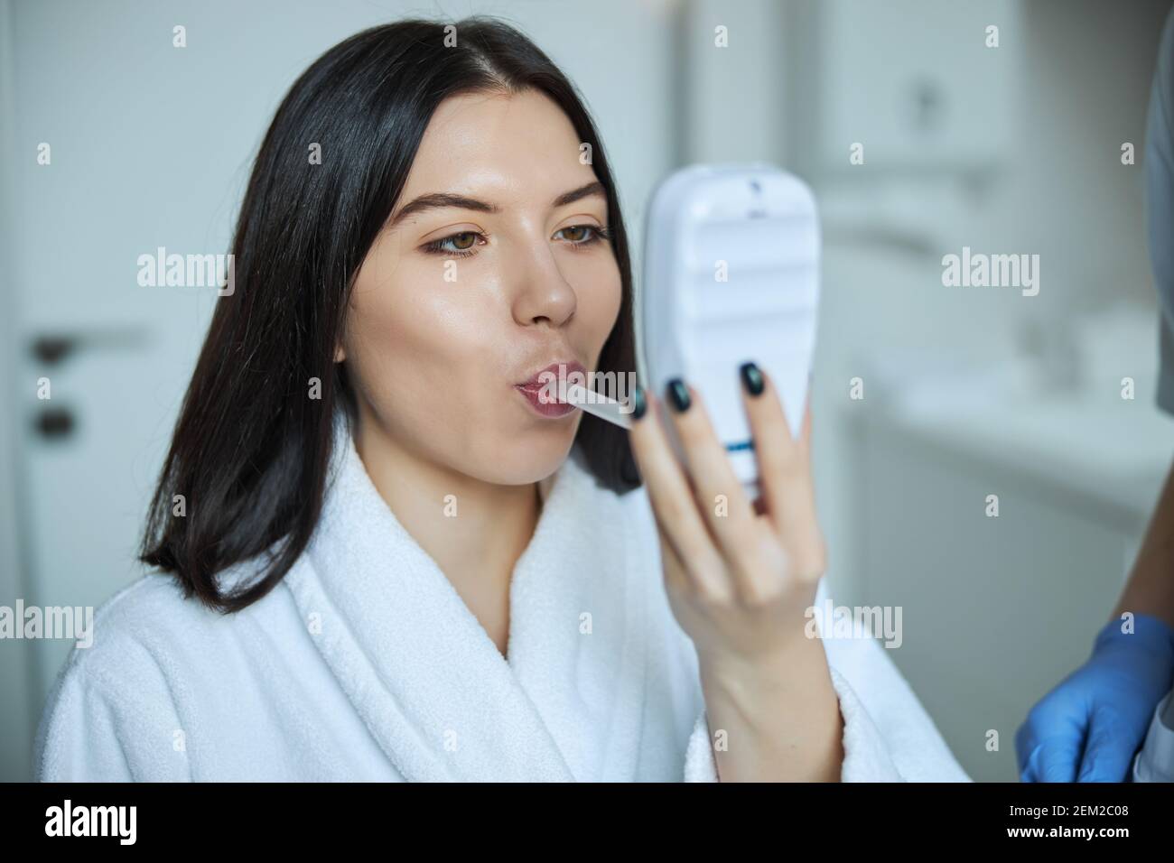 Spirometer hi-res stock photography and images - Alamy