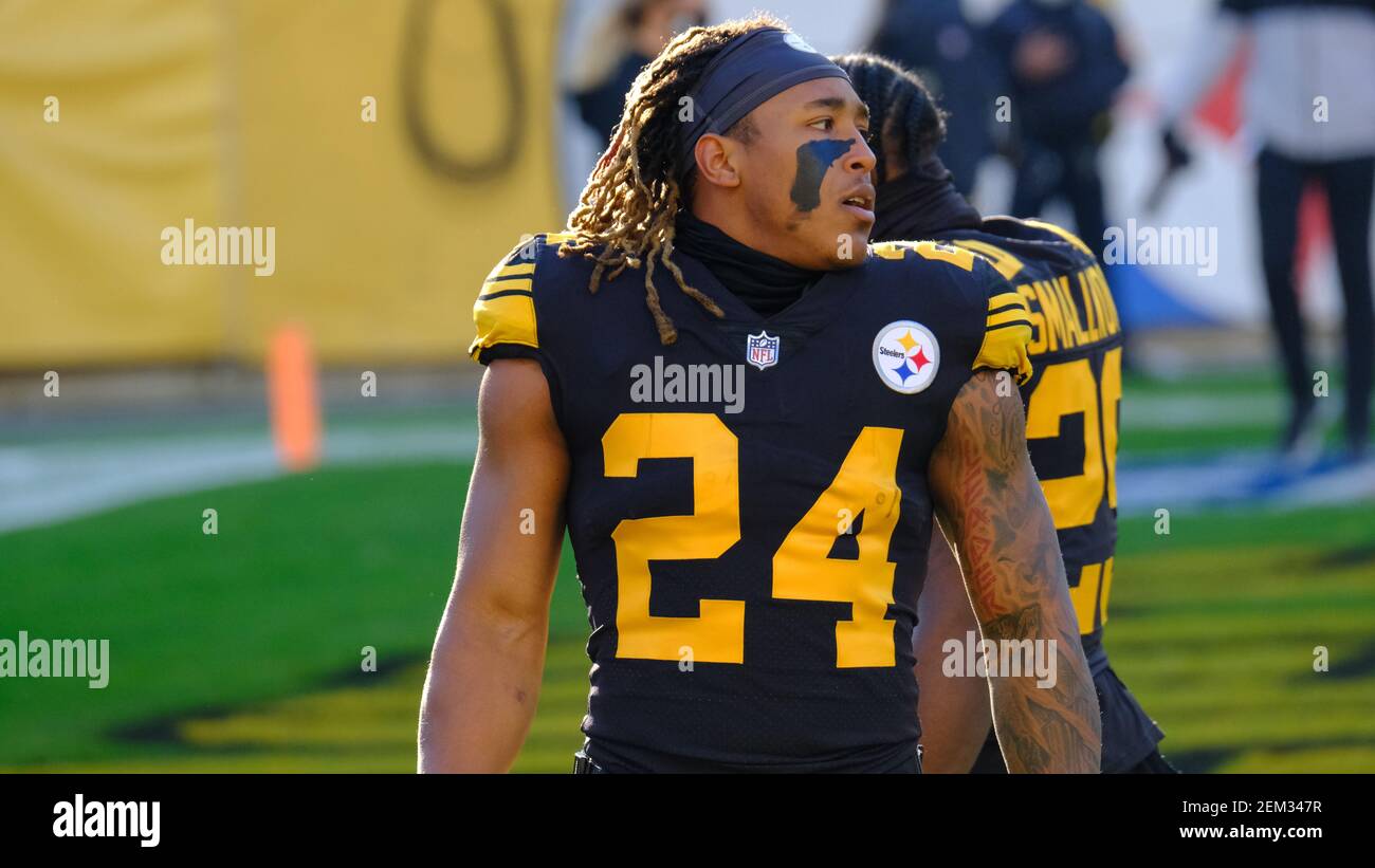 December 2nd, 2020: Benny Snell Jr. #24 during the Pittsburgh Steelers vs  Baltimore Ravens game at Heinz Field in Pittsburgh, PA. Jason  Pohuski/(Photo by Jason Pohuski/CSM/Sipa USA Stock Photo - Alamy