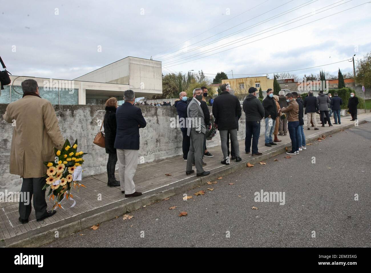 Matosinhos, 12/03/2020 - Funeral Ceremonies by Vitor Oliveira, Soccer  coach, at the Matosinhos Tanatory. José Pereira, president of the Football  Coaches Association; Sónia Carneiro; Pedro Proença, president of Liga Clubes;  Henrique Calisto. (